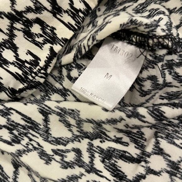 THML Embroidered Blouse Black and White with Neon Yellow Detail Size Medium - Picture 6 of 10